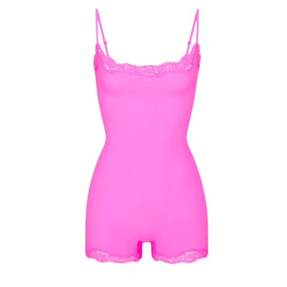 Other - SKIMS Fits Everybody Lace Onesie HOT PINK  medium